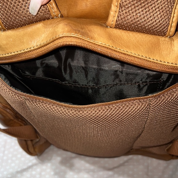 Kenneth Cole reaction backpack - Picture 6 of 11